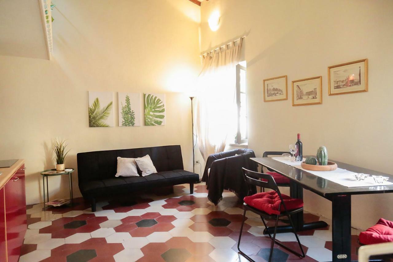 Santamarta35 Apartment Пиза Екстериор снимка